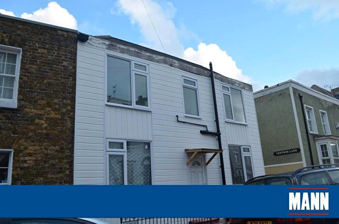3 Bedroom Cottage To Rent In Princes Crescent, Margate, CT9