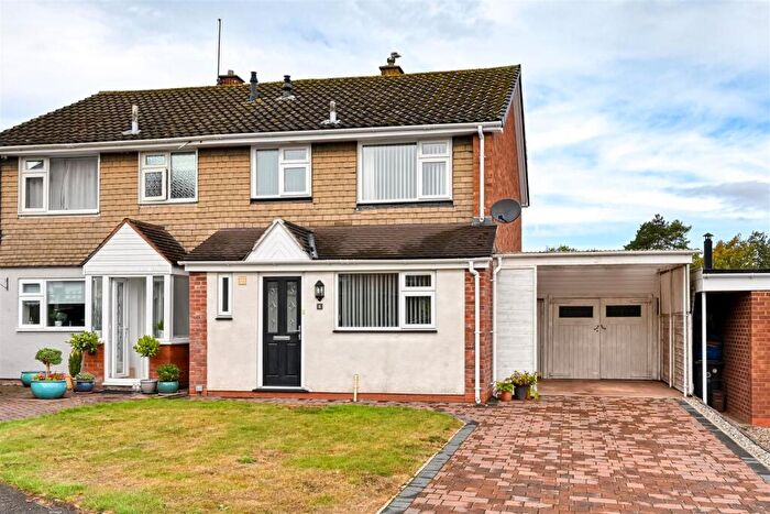 3 Bedroom Semi-Detached House For Sale In Micklegate, Brewood, ST19