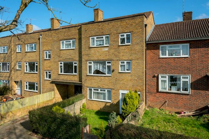 5 Bedroom Terraced House To Rent In Knightsbridge Way, Adeyfield, Hemel Hempstead, Hertfordshire, HP2