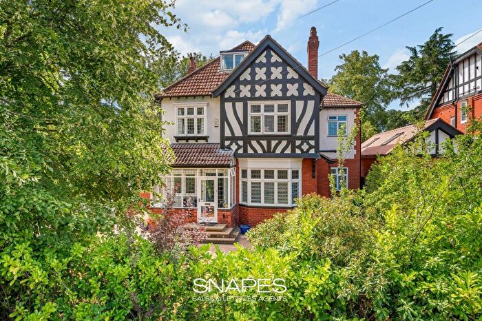 5 Bedroom Detached House For Sale In Ogden Road, Bramhall, SK7