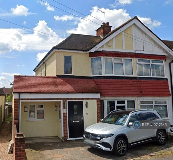 3 Bedroom End Of Terrace House To Rent In Chudleigh Way, Ruislip, HA4