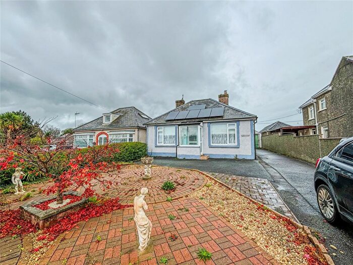 3 Bedroom Bungalow For Sale In Steynton Road, Milford Haven, Pembrokeshire, SA73