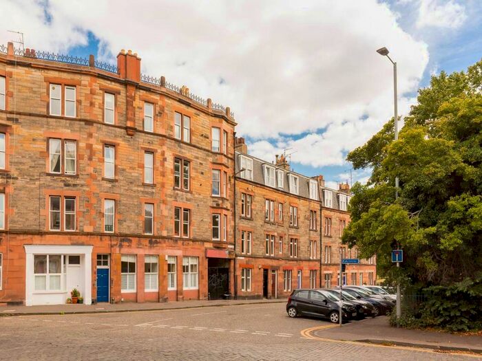 2 Bedroom Flat To Rent In Eyre Place, Canonmills, Edinburgh, EH3