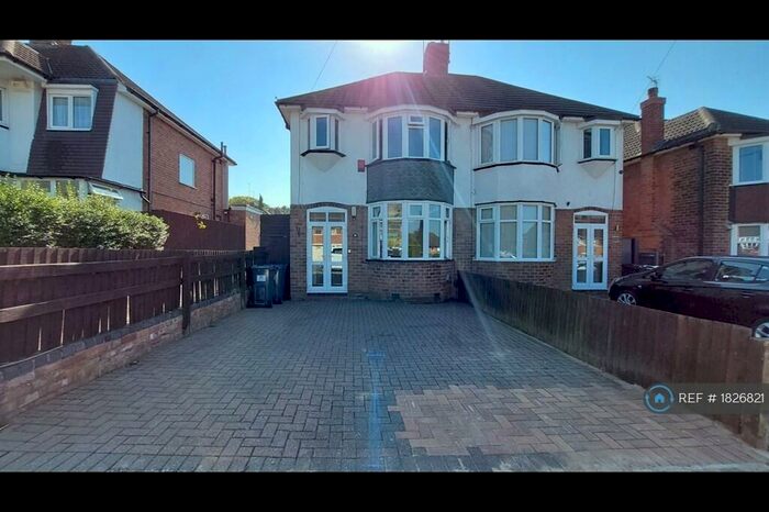 3 Bedroom Semi-Detached House To Rent In Doversley Road, Birmingham, B14