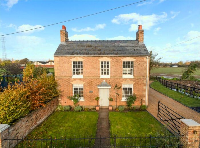 3 Bedroom Detached House For Sale In Whitminster Lane, Frampton On Severn, Gloucester, Gloucestershire, GL2