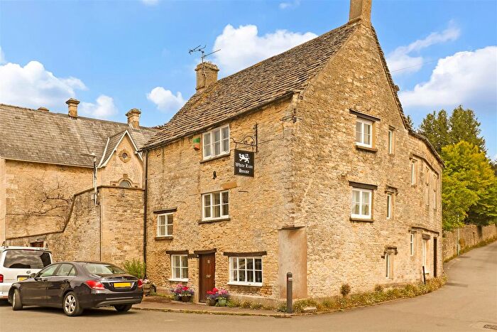 4 Bedroom Property For Sale In Minchinhampton, Stroud, GL6