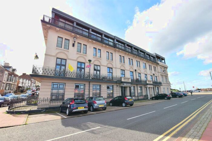2 Bedroom Flat To Rent In Pier HouseTower Promenade Wallasey, CH45