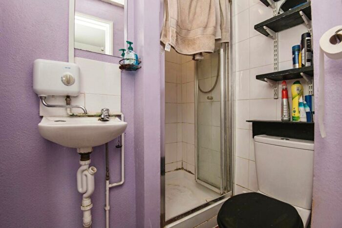 1 Bedroom Flat For Sale In Portland Street, Exeter, Devon, EX1