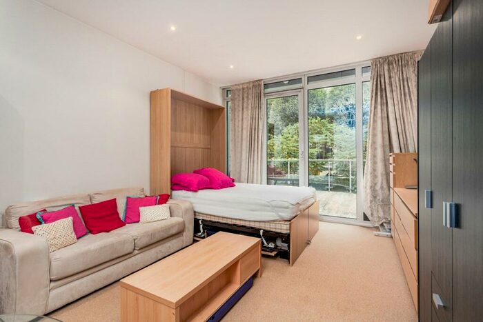 Apartment To Rent In Eustace Building, Chelsea Bridge Wharf, London, SW11