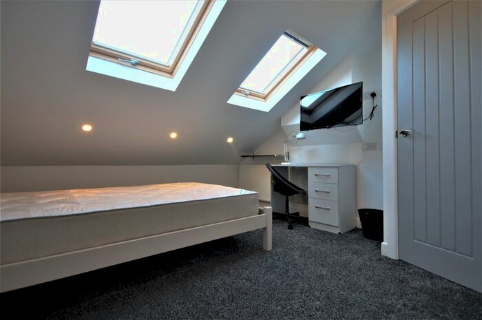 5 Bedroom Terraced House To Rent In Orwell Road, Coventry, CV1