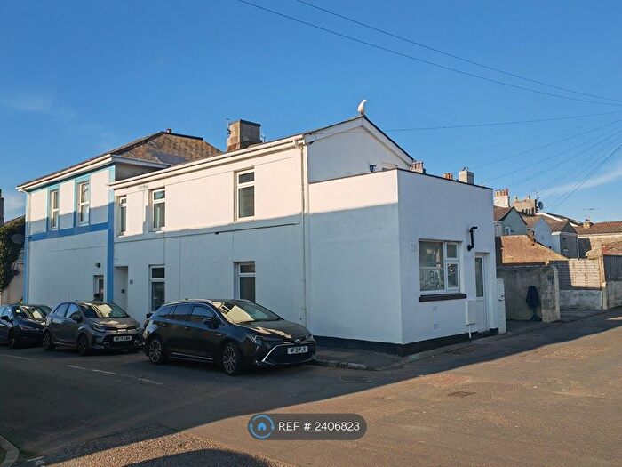 2 Bedroom End Of Terrace House To Rent In Victoria Park Road, Torquay, TQ1