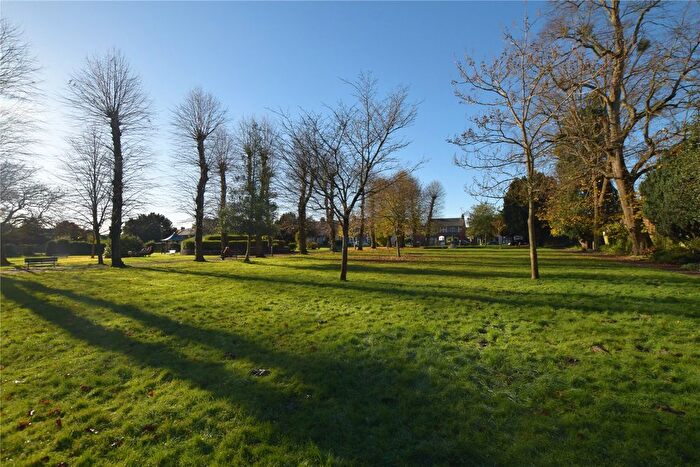 1 Bedroom Flat For Sale In Lady Place Court, Market Square, Alton, Hampshire, GU34