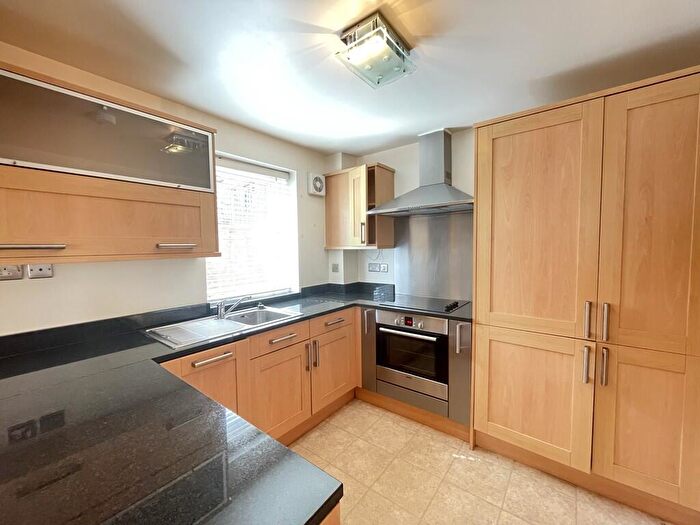 2 Bedroom Apartment To Rent In Greestone Mount, Lincoln, LN2