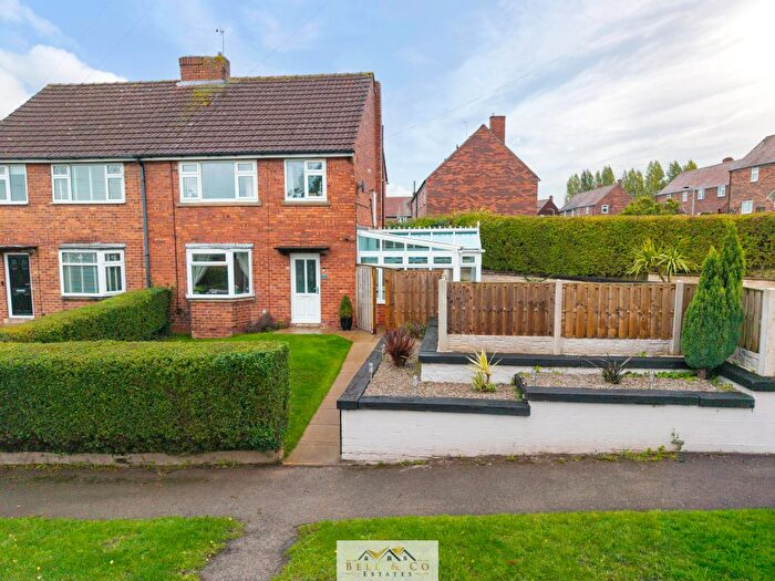 3 Bedroom Semi-Detached House For Sale In Serlby Lane, Harthill, Sheffield, S26