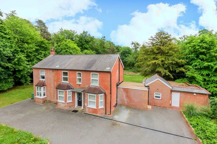 5 Bedroom Detached House For Sale In Windlesham, Surrey, GU20