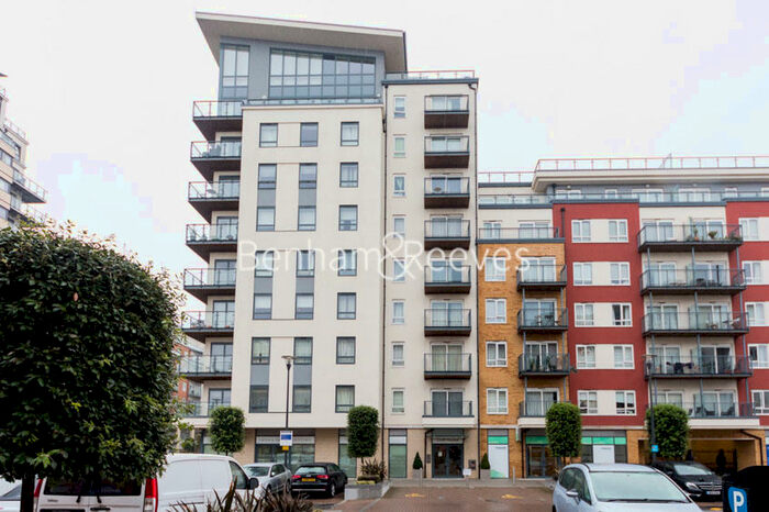 Studio To Rent In Heritage Avenue, Colindale, NW9