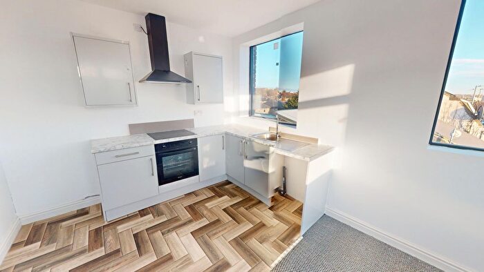 1 Bedroom Flat To Rent In Thornton Road, Bradford, BD8