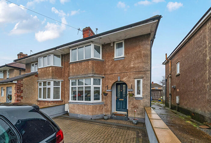3 Bedroom Semi Detached House For Sale In Collinwood Road, Headington, Oxford, OX3