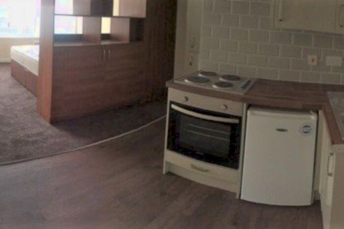 Studio To Rent In Queen Street, Wakefield WF1