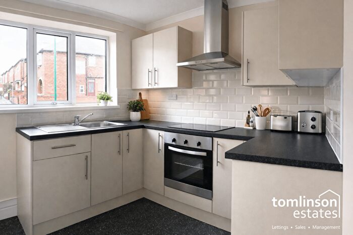 2 Bedroom Semi-Detached House To Rent In Allington Avenue, Lenton, Nottingham, NG7