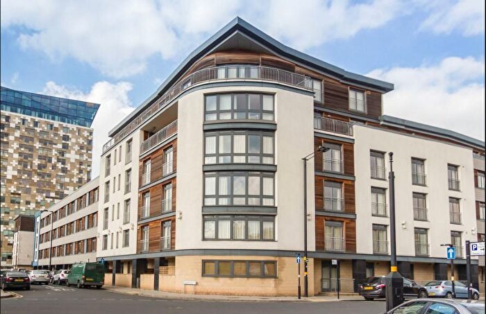 1 Bedroom Flat To Rent In Upper Marshall Street, Birmingham, West Midlands, B1