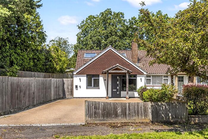 3 Bedroom Semi-Detached House For Sale In Farlington Avenue, Haywards Heath, RH16