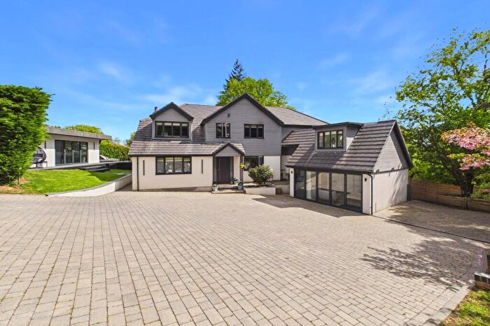 6 Bedroom Detached House For Sale In Harewood Drive, Cold Ash, Thatcham, Berkshire, RG18