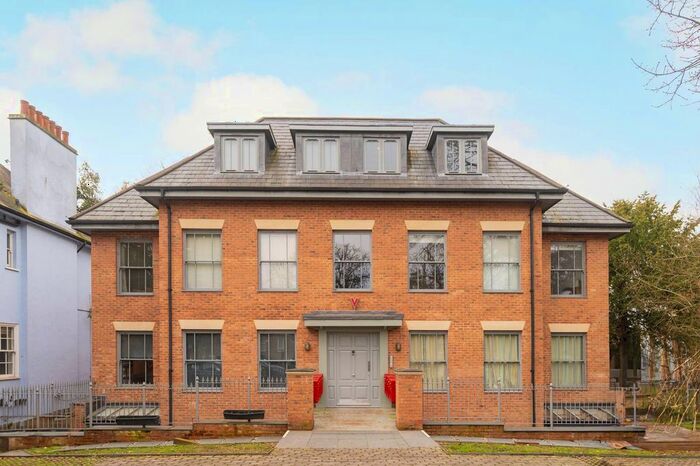 2 Bedroom Flat To Rent In Hyacinth House, Sydenham Hill, London, Sh, Sydenham, London, SE26