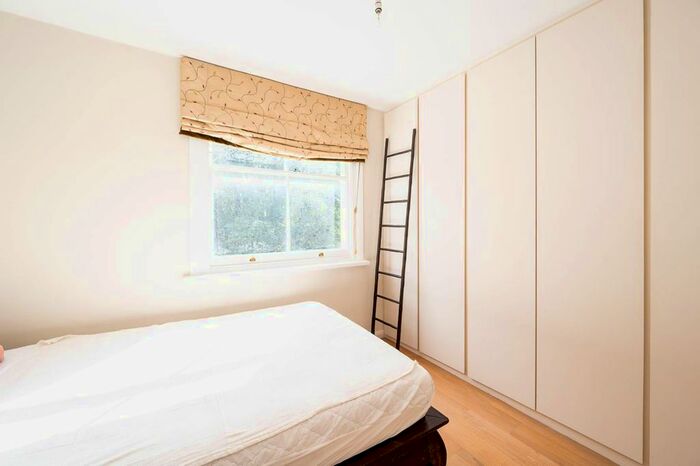 1 Bedroom Flat To Rent In St Lukes Road, Notting Hill, London, W11