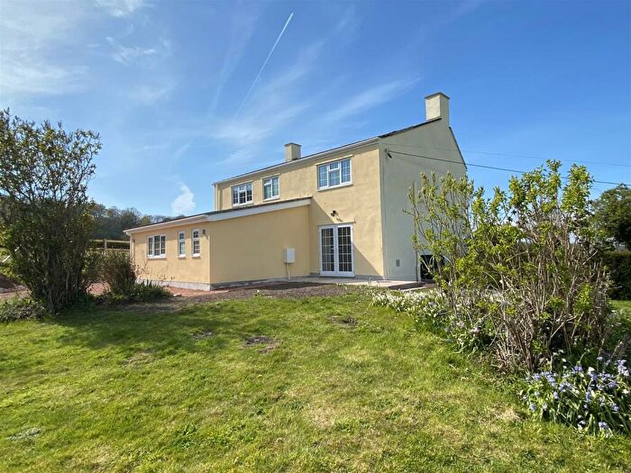 4 Bedroom Detached House To Rent In Usk Road, Llangwm, Usk, NP15