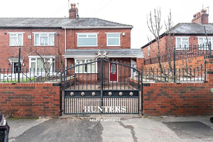 3 Bedroom Semi Detached House For Sale In Princess Street, Castleford, WF10