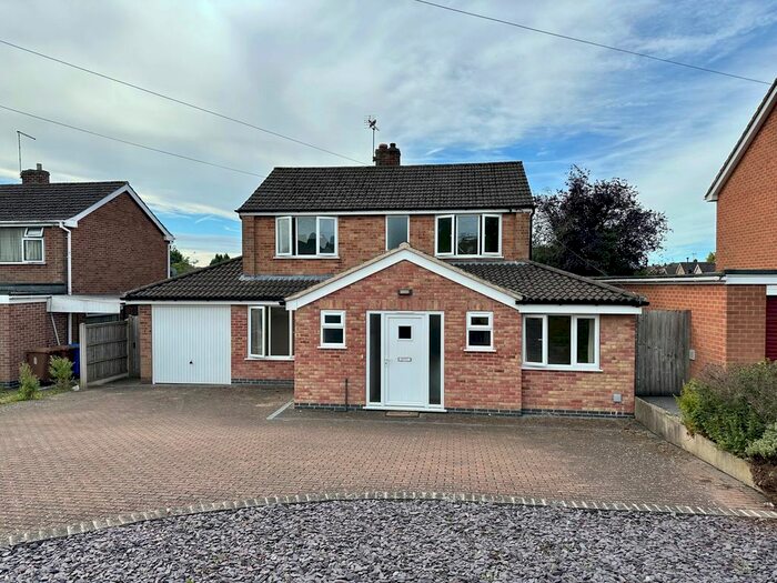 3 Bedroom Detached House To Rent In Blenheim Drive, Allestree, Derby, DE22