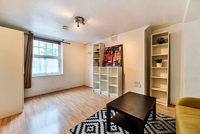 Studio For Sale In Ebury Bridge Road, Pimlico, London, SW1W