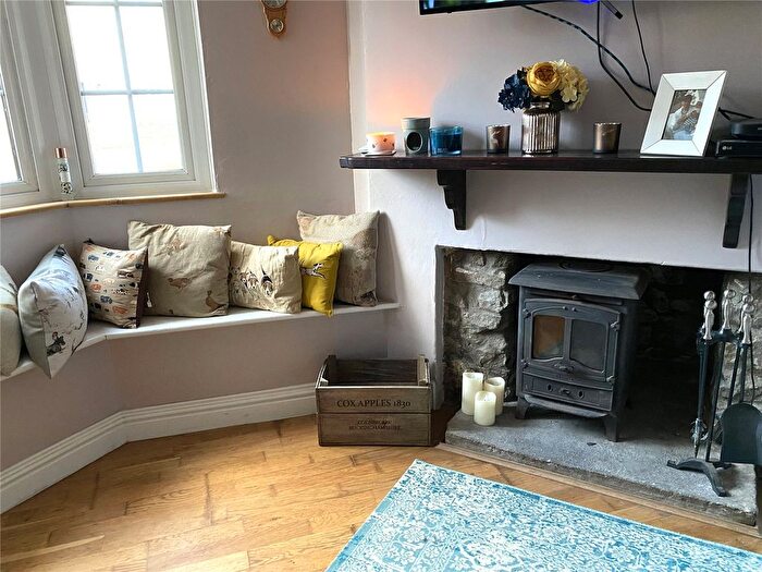 2 Bedroom Cottage For Sale In Wotton Road, Charfield, Wotton-Under-Edge, Gloucestershire, GL12