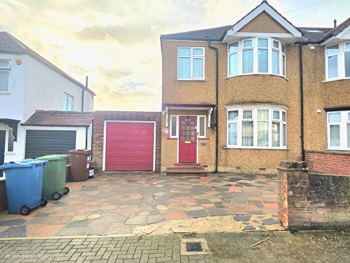 3 Bedroom Semi Detached House To Rent In Enderley Road, Harrow, HA3