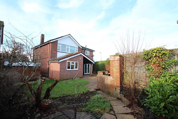 4 Bedroom Detached House For Sale In Twyford Road, Eastleigh, SO50
