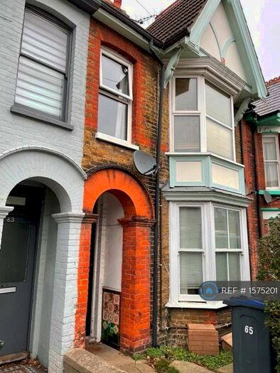 1 Bedroom Flat To Rent In Cromwell Road, Whitstable, CT5