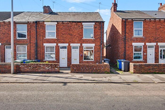 2 Bedroom Terraced House For Sale In Baden Powell Road, Chesterfield, S40