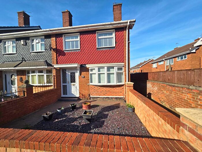 3 Bedroom Terraced House To Rent In Lindisfarne Road, Middlesbrough, TS3