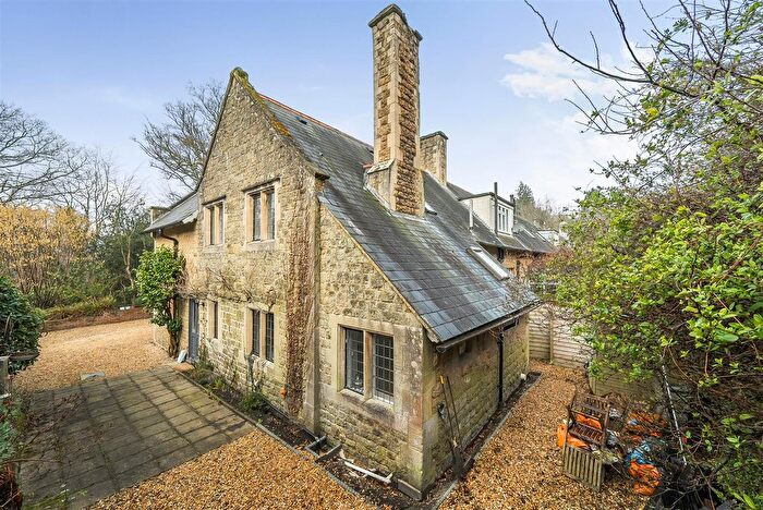 3 Bedroom End Of Terrace House To Rent In Hollycombe, Liphook, GU30