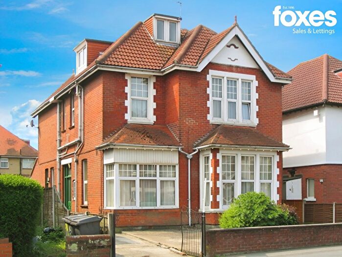 1 Bedroom Flat To Rent In Flat, Talbot Road, BH9