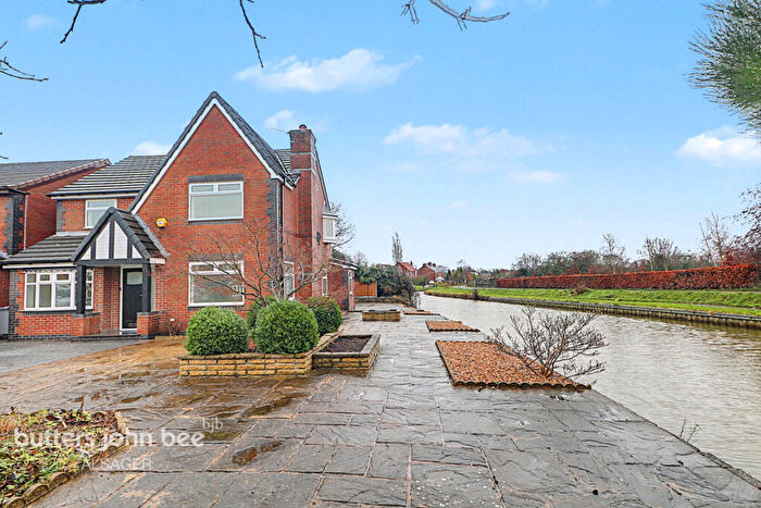 4 Bedroom Detached House For Sale In Carlyle Close, Rode Heath, ST7
