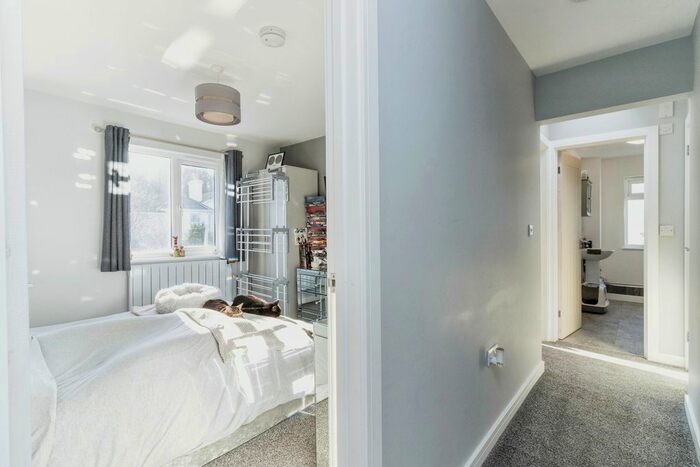 2 Bedroom Flat For Sale In Keysfield Road, Paignton, Devon, TQ4