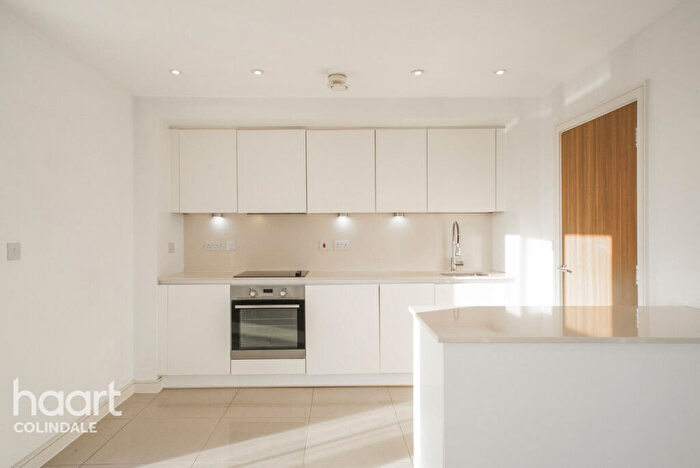 1 Bedroom Apartment For Sale In Goshhawk Court, Shearwater Drive, NW9