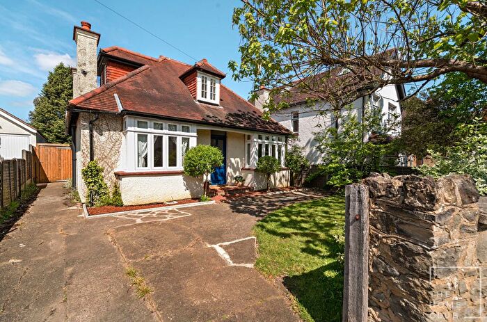 3 Bedroom Detached Bungalow To Rent In Stoughton Road, Guildford, GU2