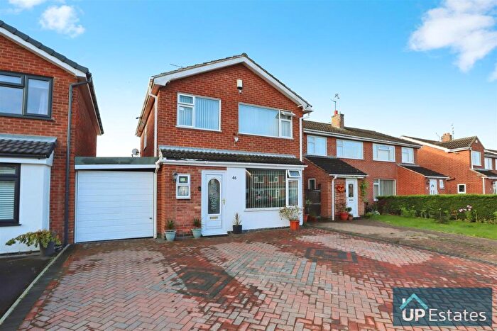 3 Bedroom Detached House For Sale In Buckingham Drive, Loughborough, LE11