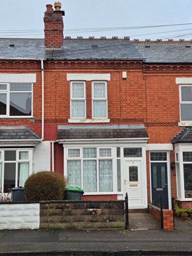 3 Bedroom Terraced House To Rent In Long Hyde Road, Smethwick, B67