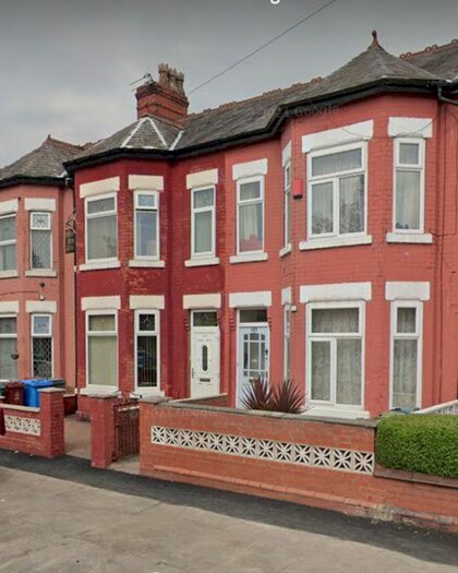 4 Bedroom Terraced House To Rent In Beresford Road, Manchester, M13