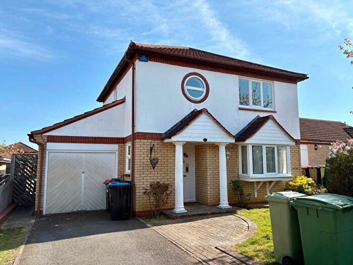 3 Bedroom Detached House To Rent In White Horse Drive, Emerson Valley, Milton Keynes, MK4
