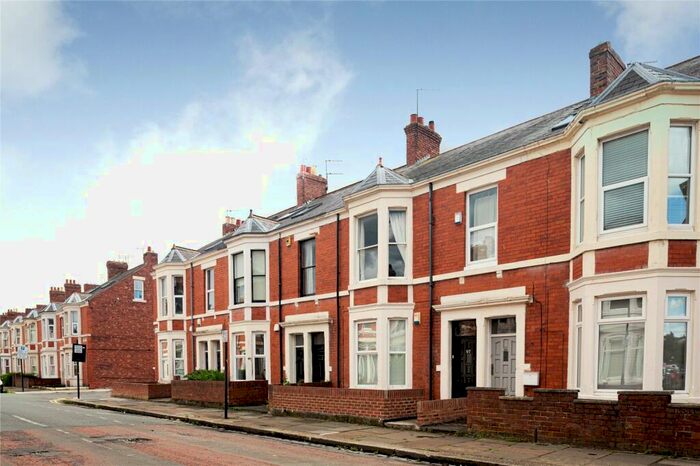 2 Bedroom Property To Rent In Bayswater Road, Jesmond, Newcastle Upon Tyne, NE2